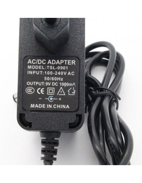 AC 100V-240V - DC 9V, 1A, 5,5mm x 2,1mm